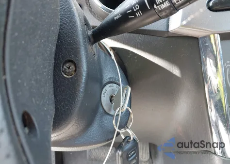 2004 Toyota Matrix Xr z USA, uszkodzony, nr VIN 2T1LR32E04C226080